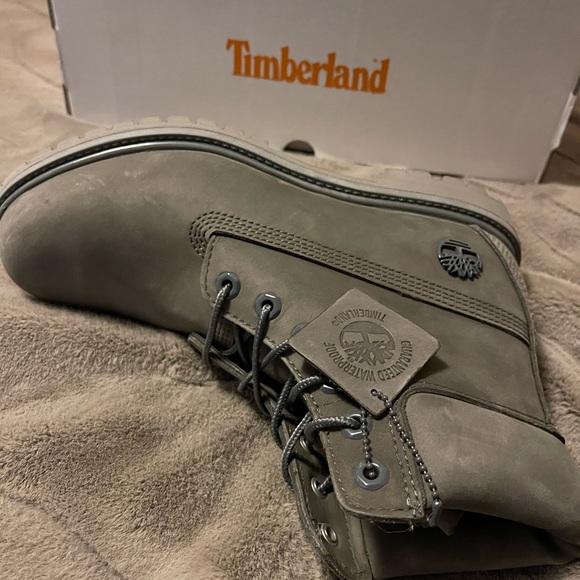 ❤️HP❤️ Timberland 6” Premium Waterproof Leather Boots - Picture 6 of 11